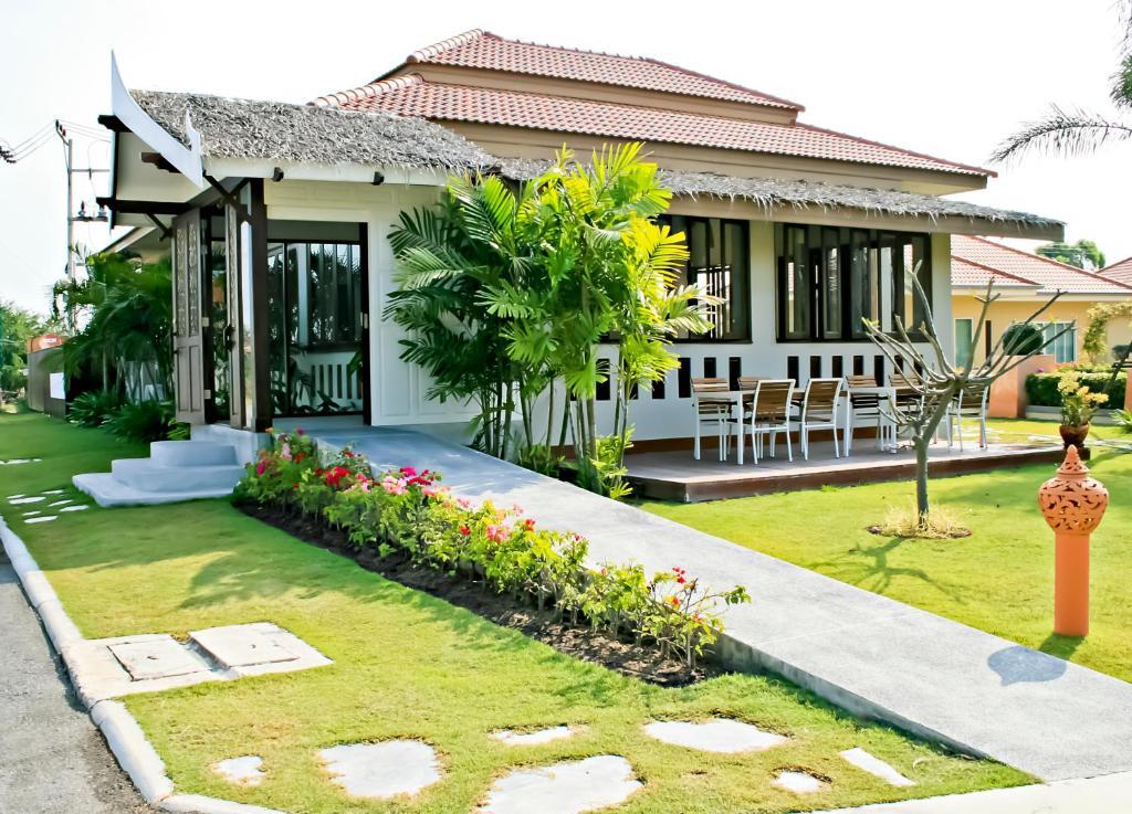 Garden Hills Villa Resort Petchaburi Esterno foto